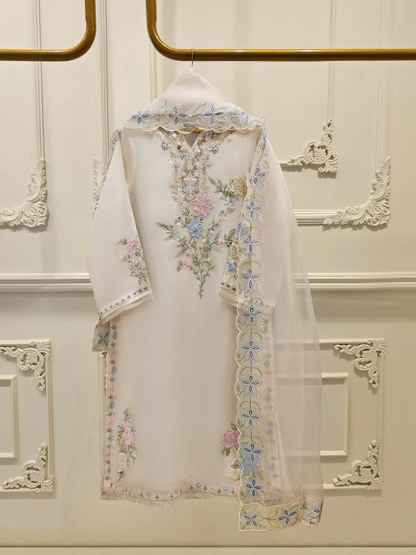 Agha Noor Organza Suit