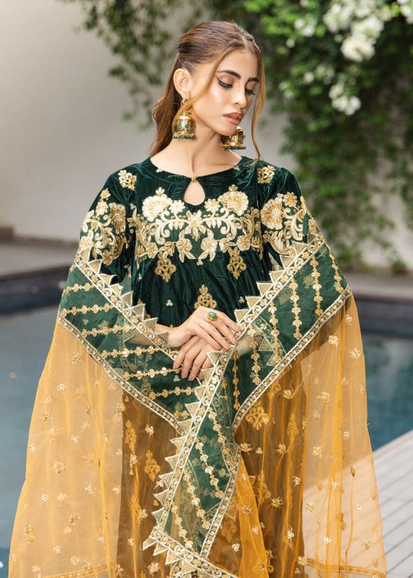 Emaan Adeel Velvet Suit-Replica Suits-Replica Zone