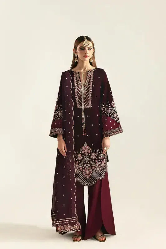 Emaan Adeel Velvet Suit-Replica Suits-Replica Zone