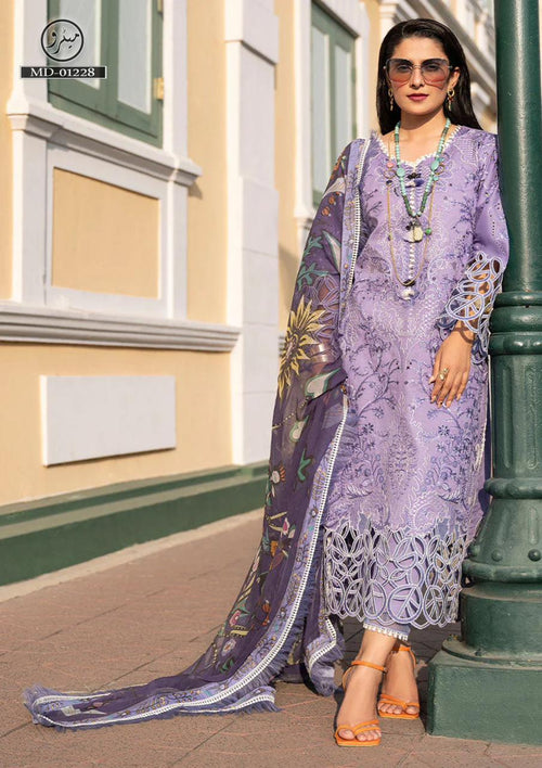 lawn dress with silk dupatta 03-Piece Embroidered Lawn Suit With Printed Silk Dupatta