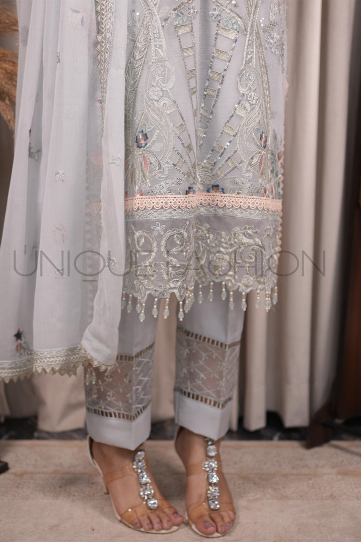 Ramsha Chiffon Suit-Replica Suits-Replica Zone