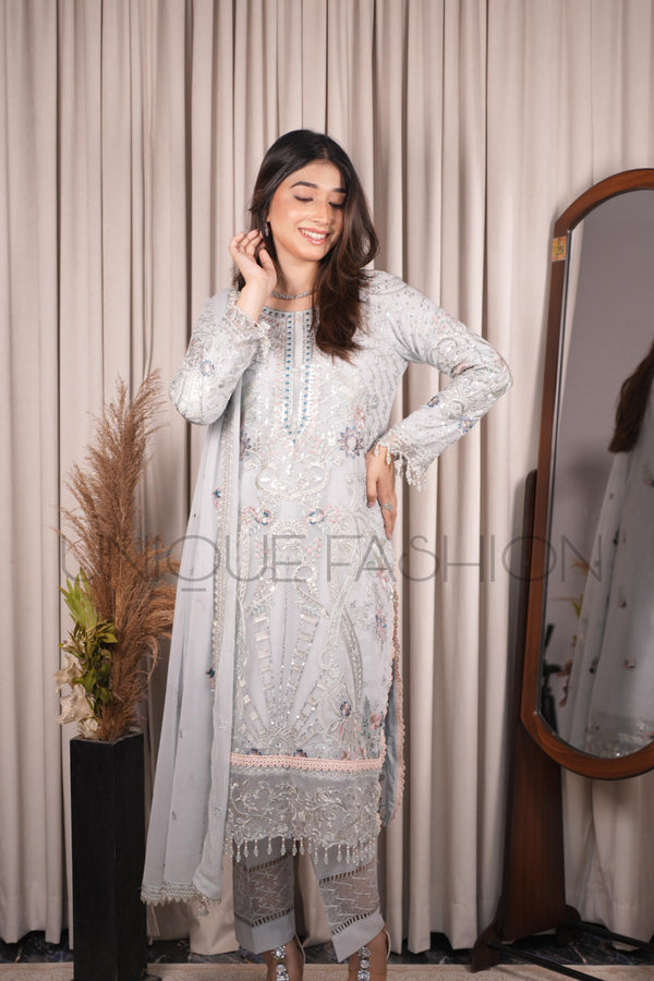 Ramsha Chiffon Suit-Replica Suits-Replica Zone